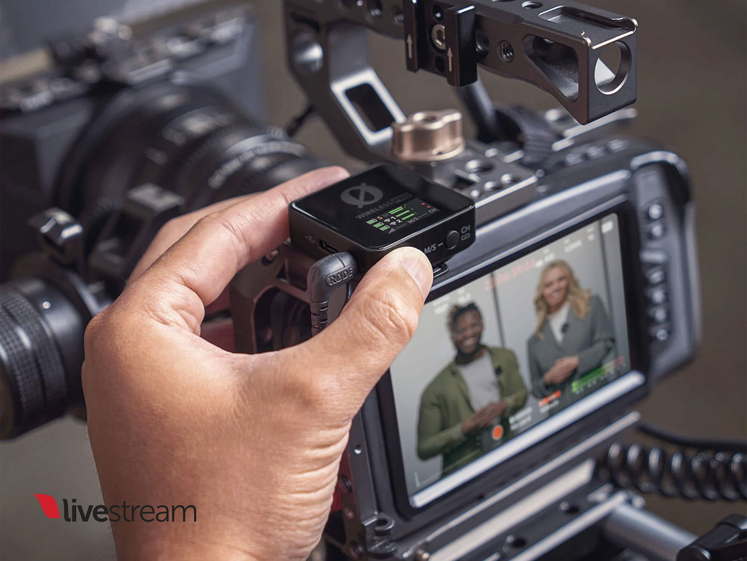 Two Presenter Podcasting with Video Live Streaming